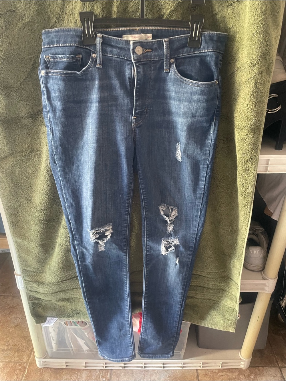 Levi's Women's Skinny Ripped Jeans - Medium Blue Wash